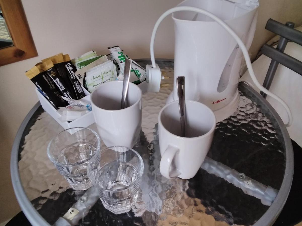 Windermere Studio Rooms - With Free Car Parking Onsite Zewnętrze zdjęcie
