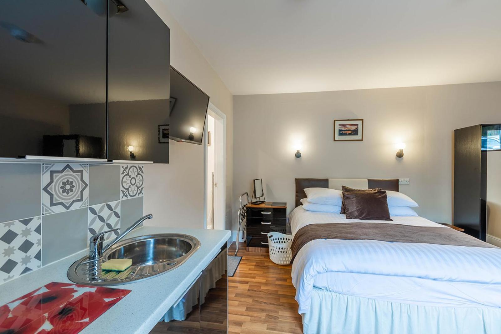 Windermere Studio Rooms - With Free Car Parking Onsite Zewnętrze zdjęcie