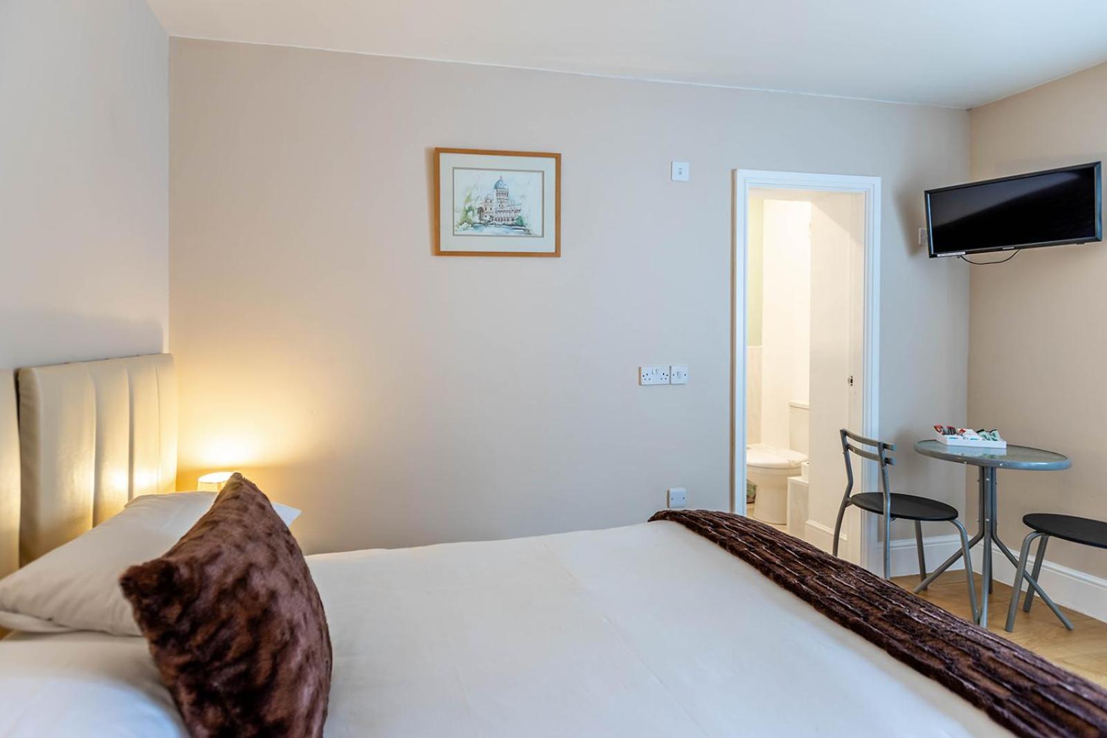 Windermere Studio Rooms - With Free Car Parking Onsite Zewnętrze zdjęcie