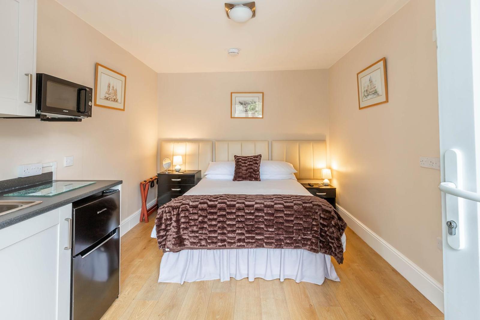 Windermere Studio Rooms - With Free Car Parking Onsite Zewnętrze zdjęcie